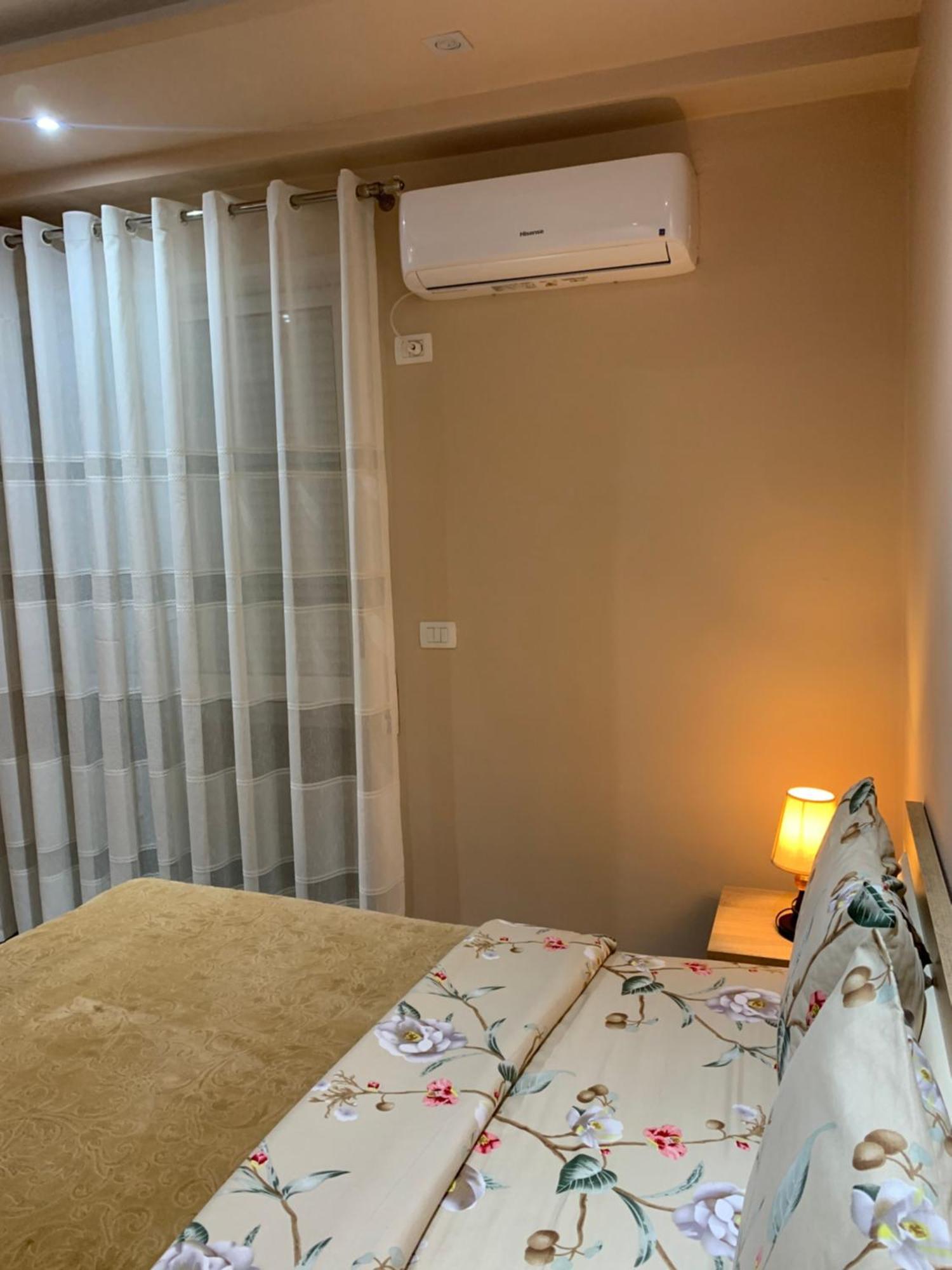Ridi's Comfort Apartment Shkodër Esterno foto